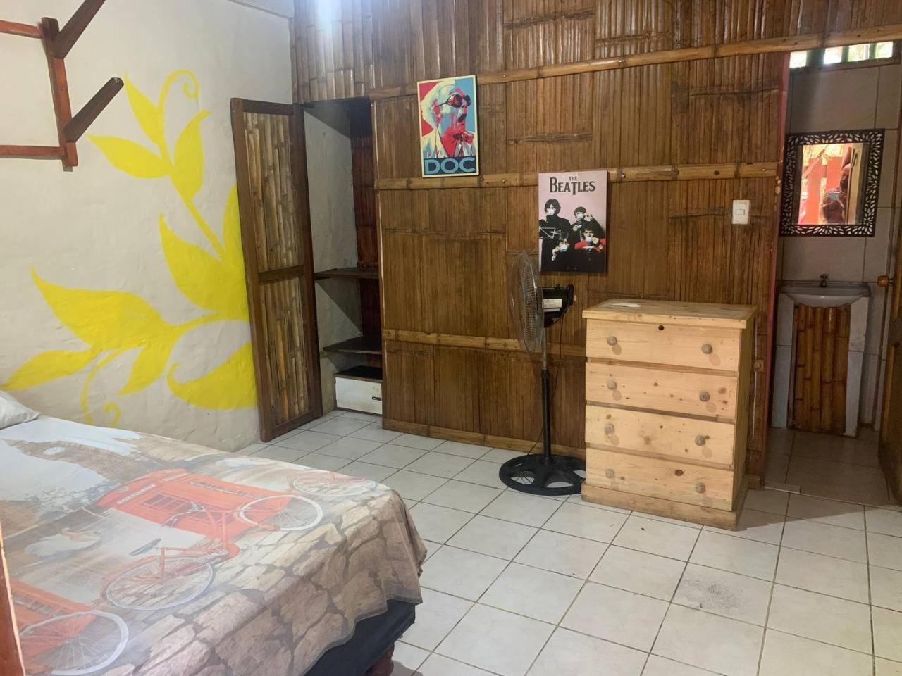 Hostal Mamacucha Montañita 外观 照片